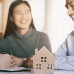 高雄借款推薦-夫妻正在像合法當舖房屋二胎貸款